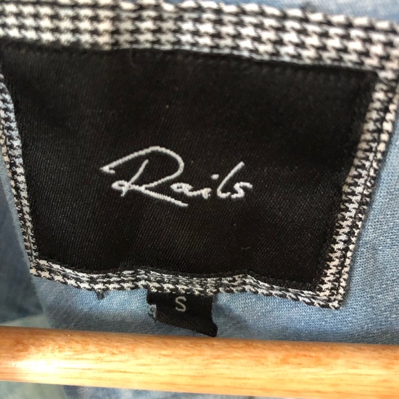 RAILS chambray denim button down shirt size small - Picture 3 of 8